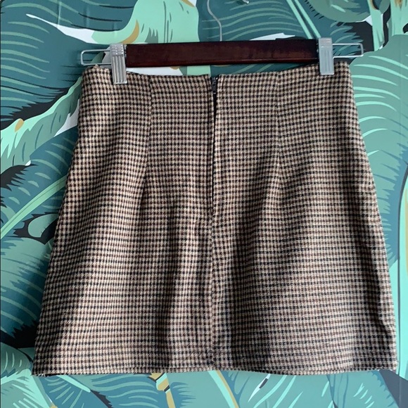 Vintage 90s mini skirt - Picture 2 of 3
